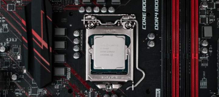 CPU